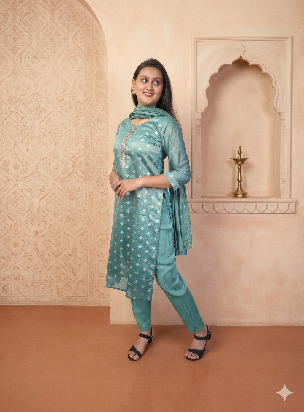 Green silk blend straight suit set with dupatta