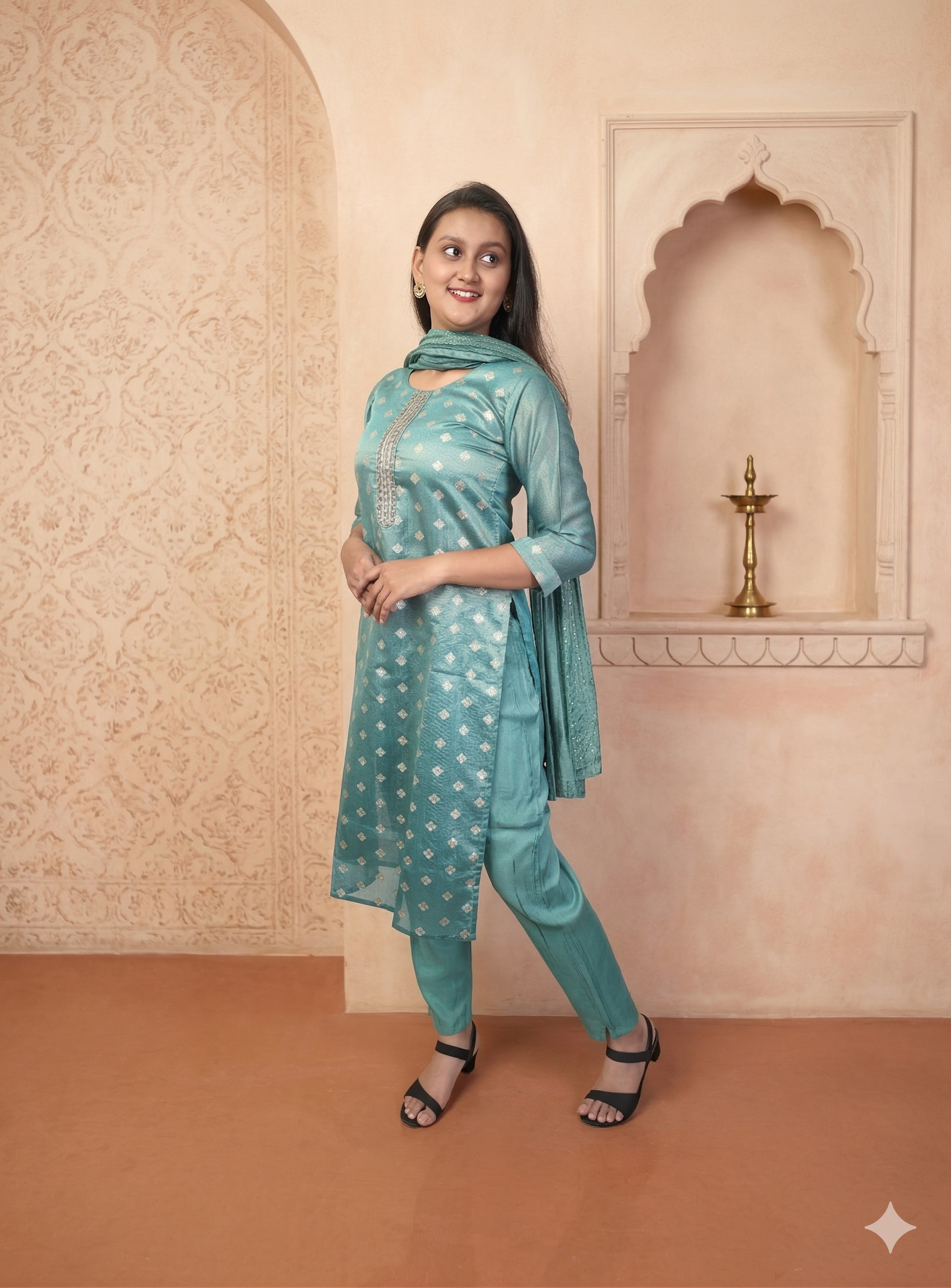 Green silk blend straight suit set with dupatta