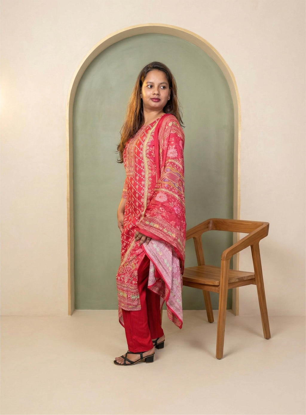 Pink muslin printed straight suit set with dupatta