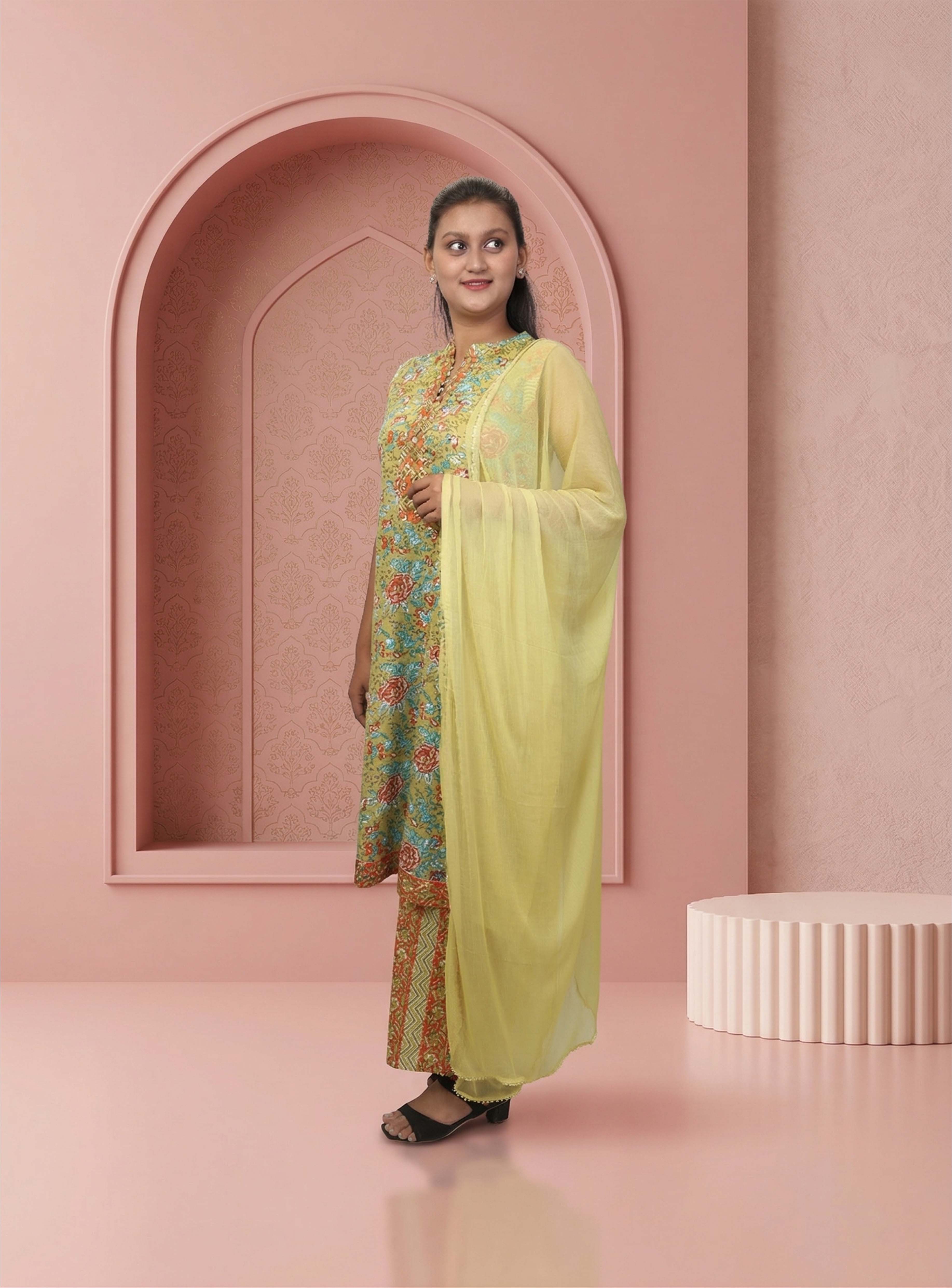 Green cotton printed straight suit-set with dupatta