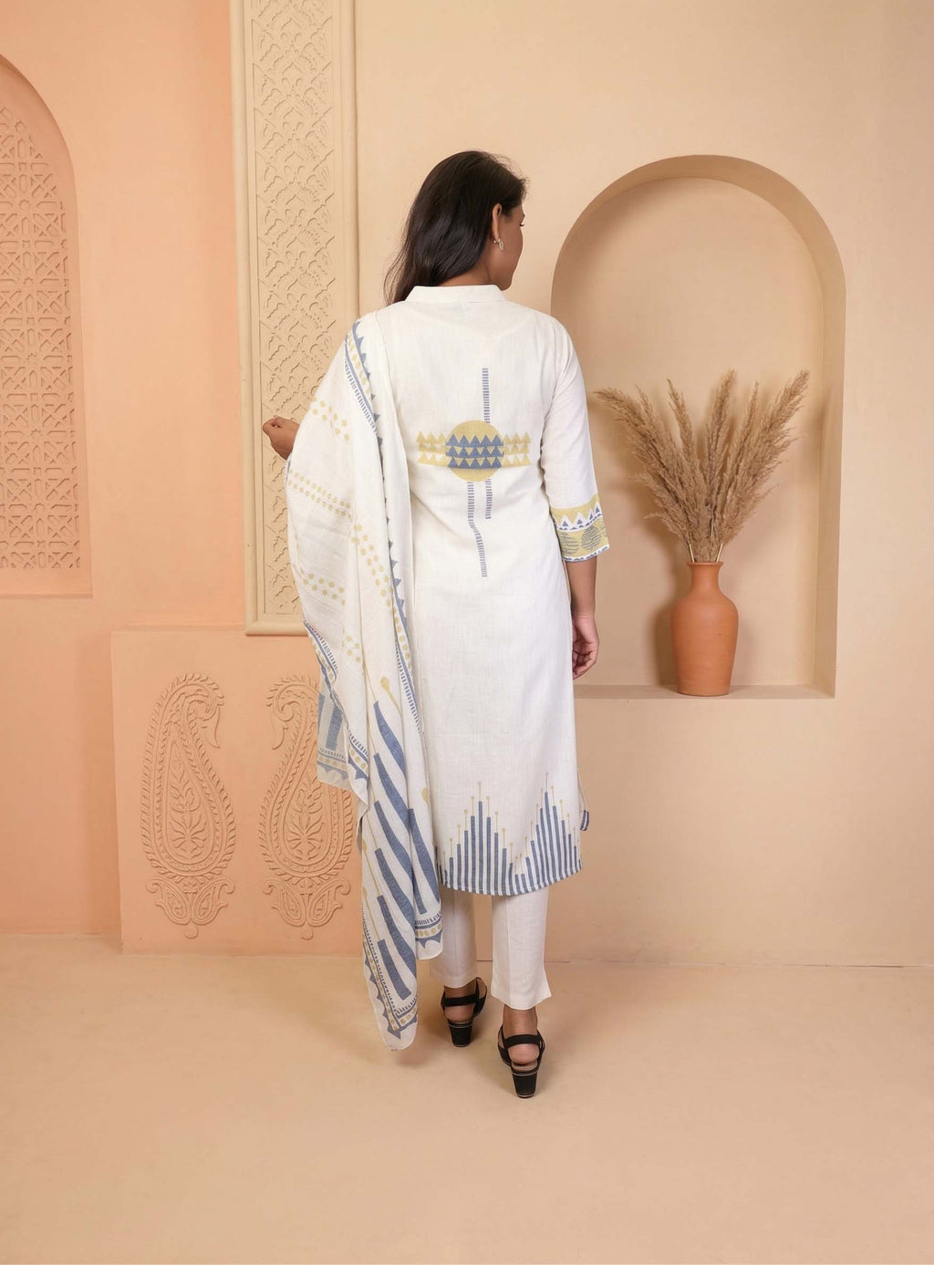 Handloom White cotton Straight Suit Set With Dupatta