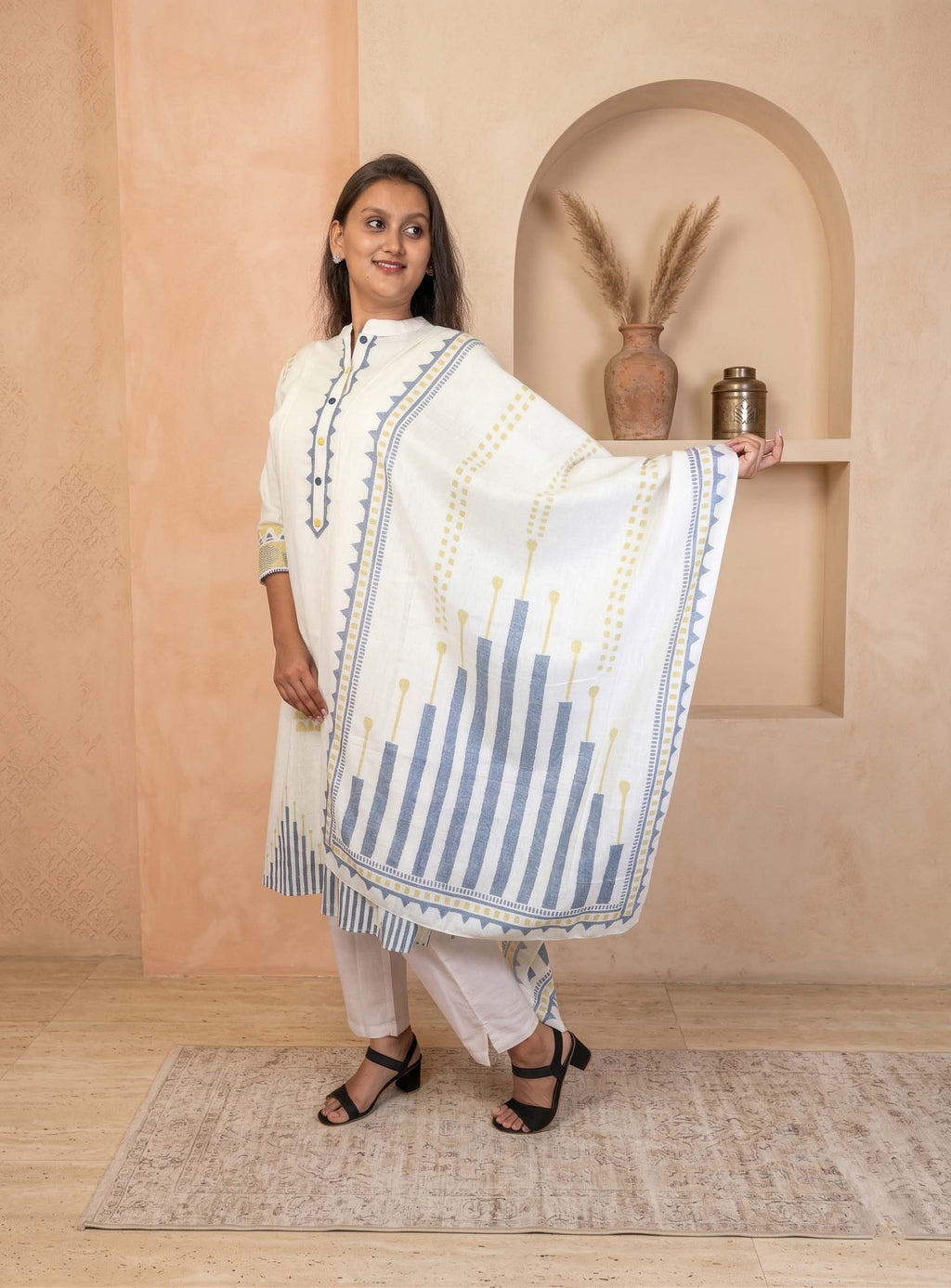 Handloom White cotton Straight Suit Set With Dupatta