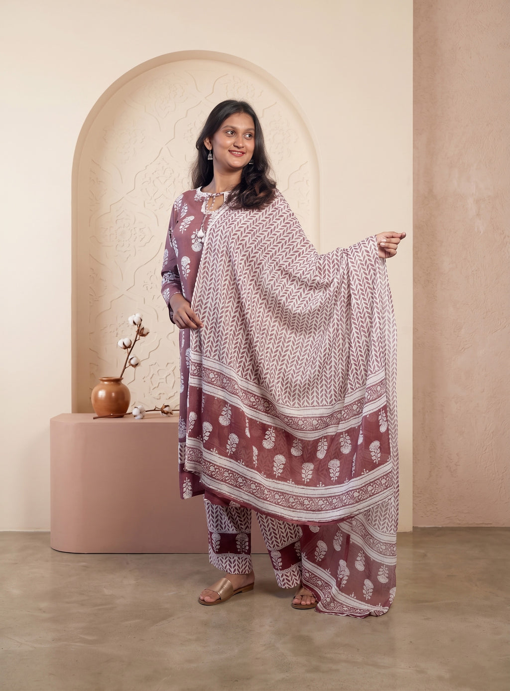 Dusty pink cotton printed straight full set with dupatta